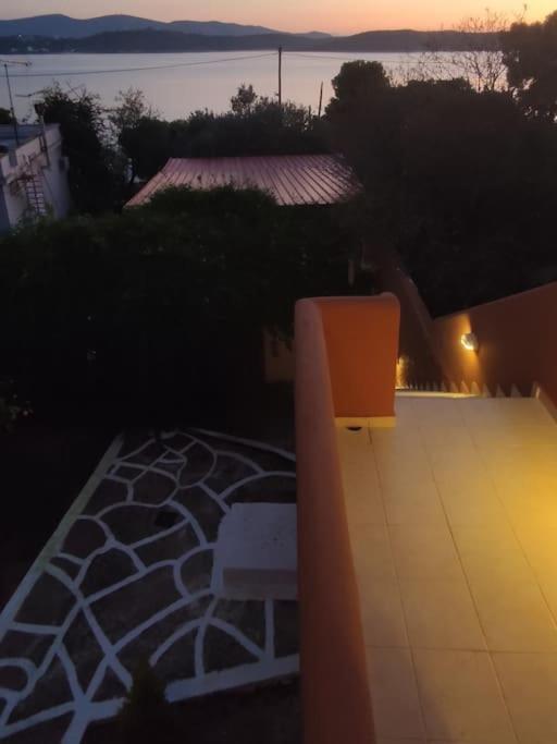 Penthouse Studio Next To The Sea Σαλαμίνα Εξωτερικό φωτογραφία