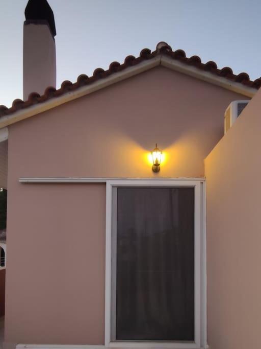 Penthouse Studio Next To The Sea Σαλαμίνα Εξωτερικό φωτογραφία