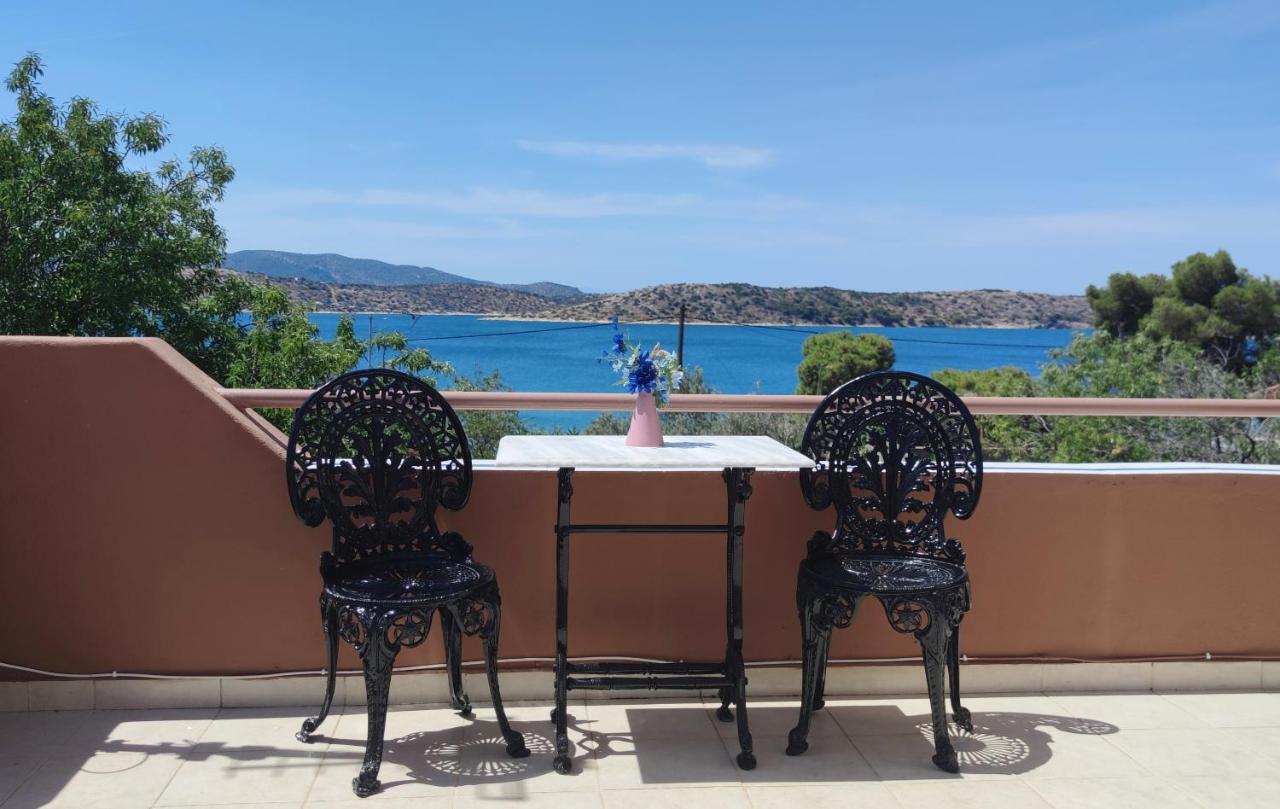Penthouse Studio Next To The Sea Σαλαμίνα Εξωτερικό φωτογραφία