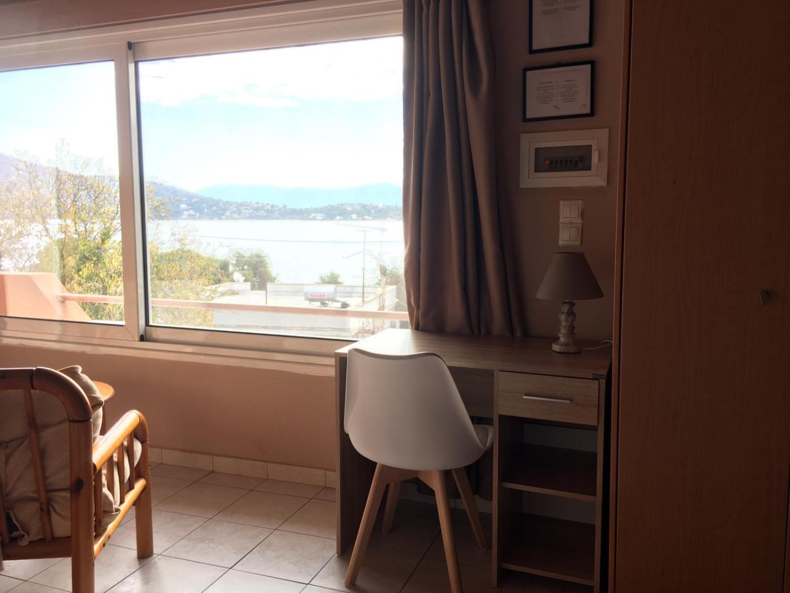 Penthouse Studio Next To The Sea Σαλαμίνα Εξωτερικό φωτογραφία